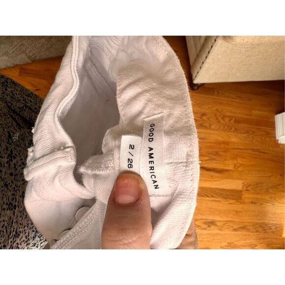 Good American Good Curve Cropped Button Fly Straight Leg Jeans - Picture 10 of 12